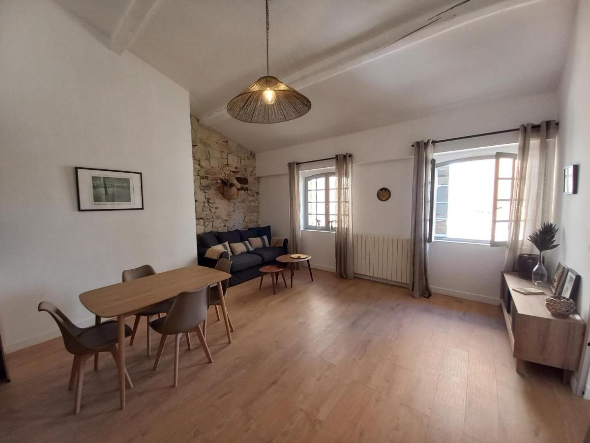 Coeur D'Uzes Apartment ภายนอก รูปภาพ