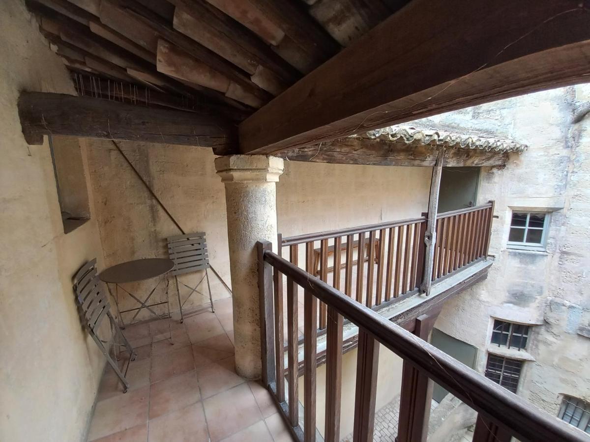 Coeur D'Uzes Apartment ภายนอก รูปภาพ