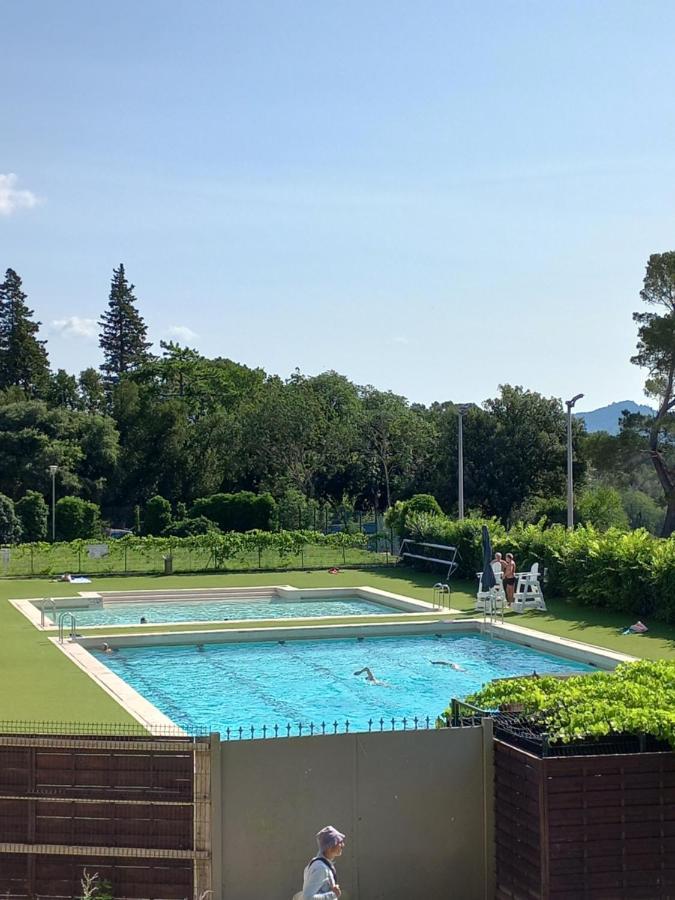 Coeur D'Uzes Apartment ภายนอก รูปภาพ