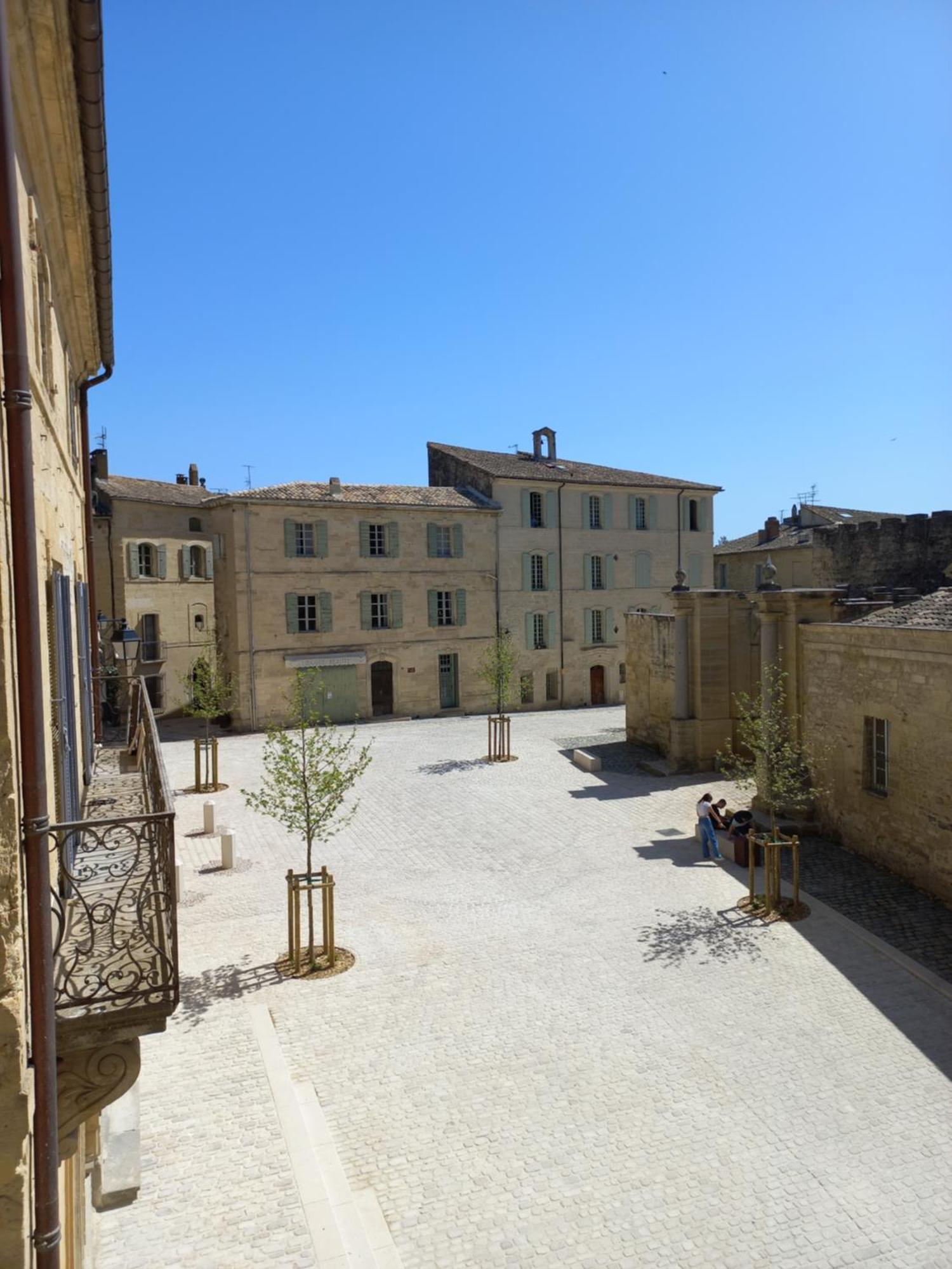 Coeur D'Uzes Apartment ภายนอก รูปภาพ